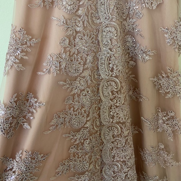 SISTER Maxi Lace Dress with Long Sleeves Size M - Picture 5 of 9